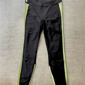 Nylora black leggings, green accent, size medium